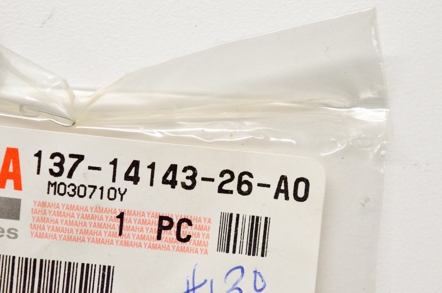 OEM Yamaha 137-14143-26-A0 Main Jet #130 NOS