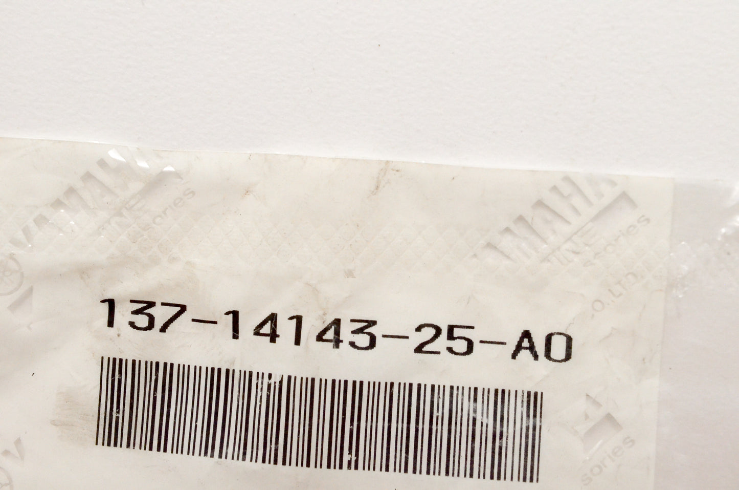 OEM Yamaha 137-14143-25-A0 Main Jet #125 NOS