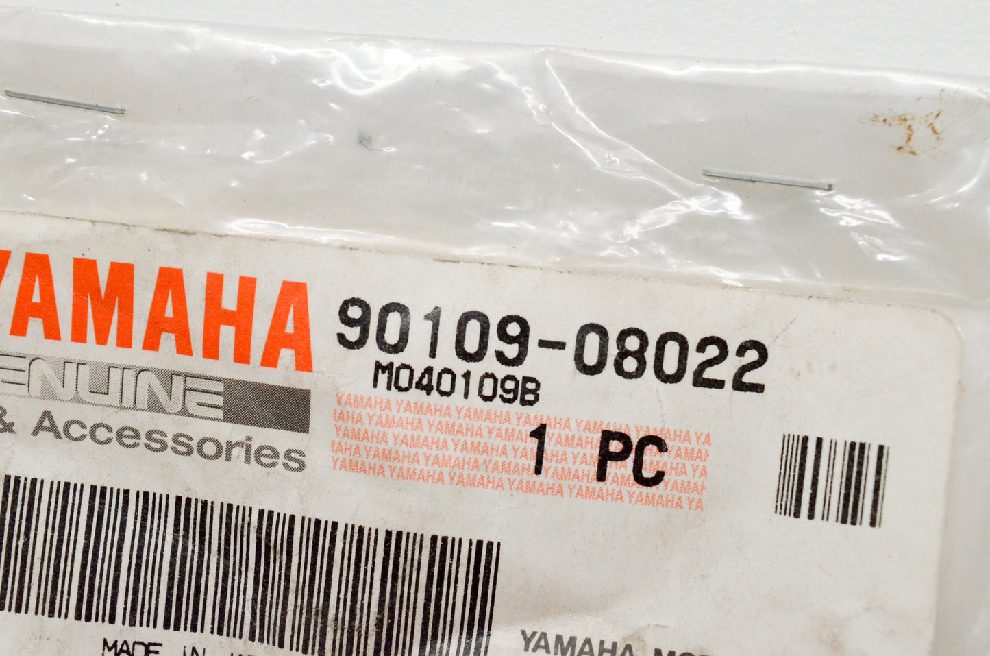OEM Yamaha 90109-08022-00 Bolt NOS
