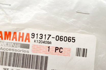 New OEM Yamaha 91317-06065-00 Socket Bolt NOS