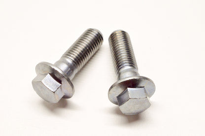 OEM Yamaha 90105-10638-00 Washer Based Bolt Qty 2 NOS