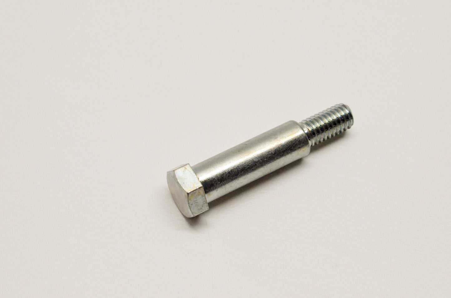 OEM Yamaha 4SS-2589F-00-00 Lever Bolt