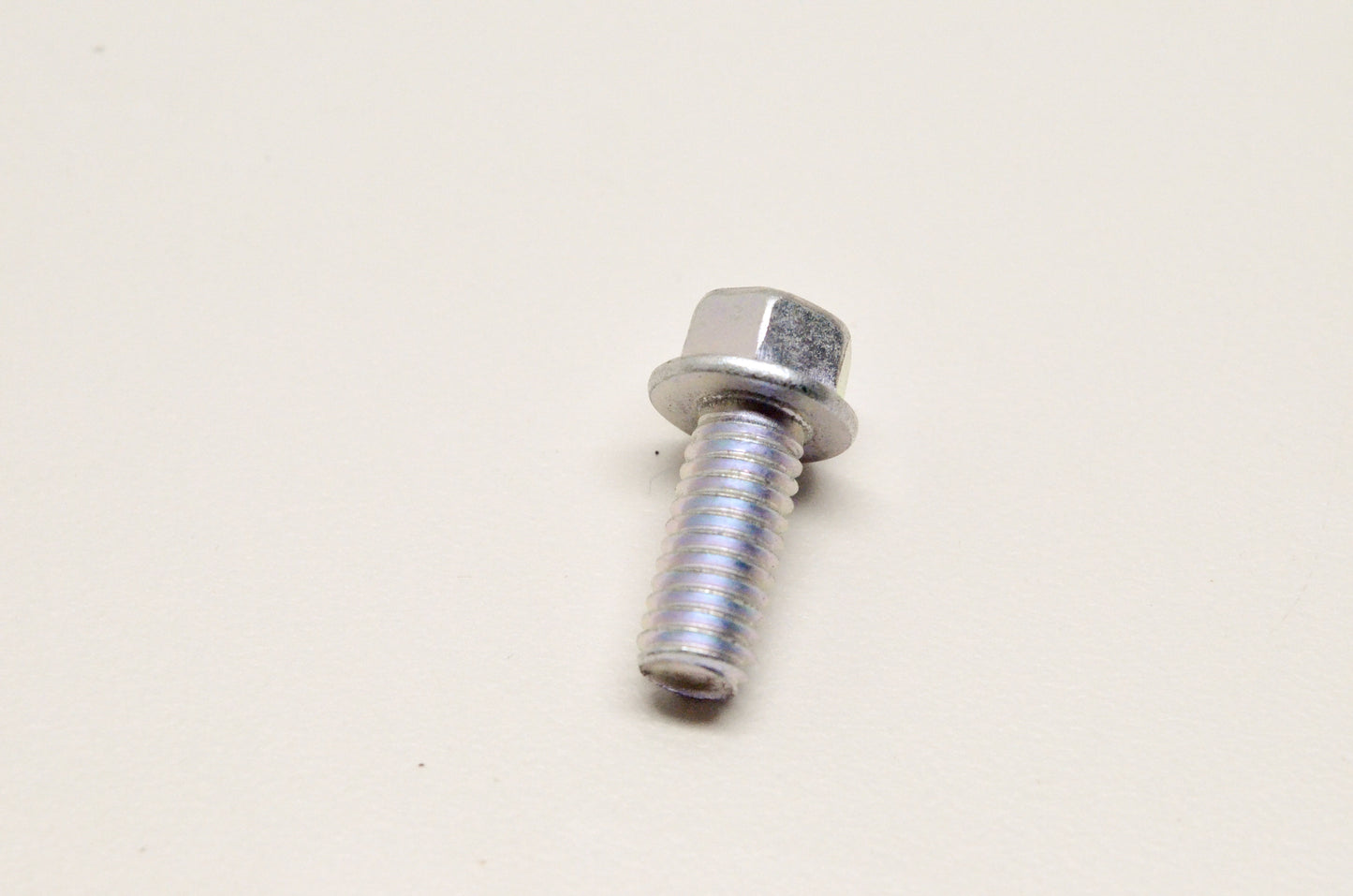 OEM Yamaha 90105-06100-00 Flange Bolt NOS