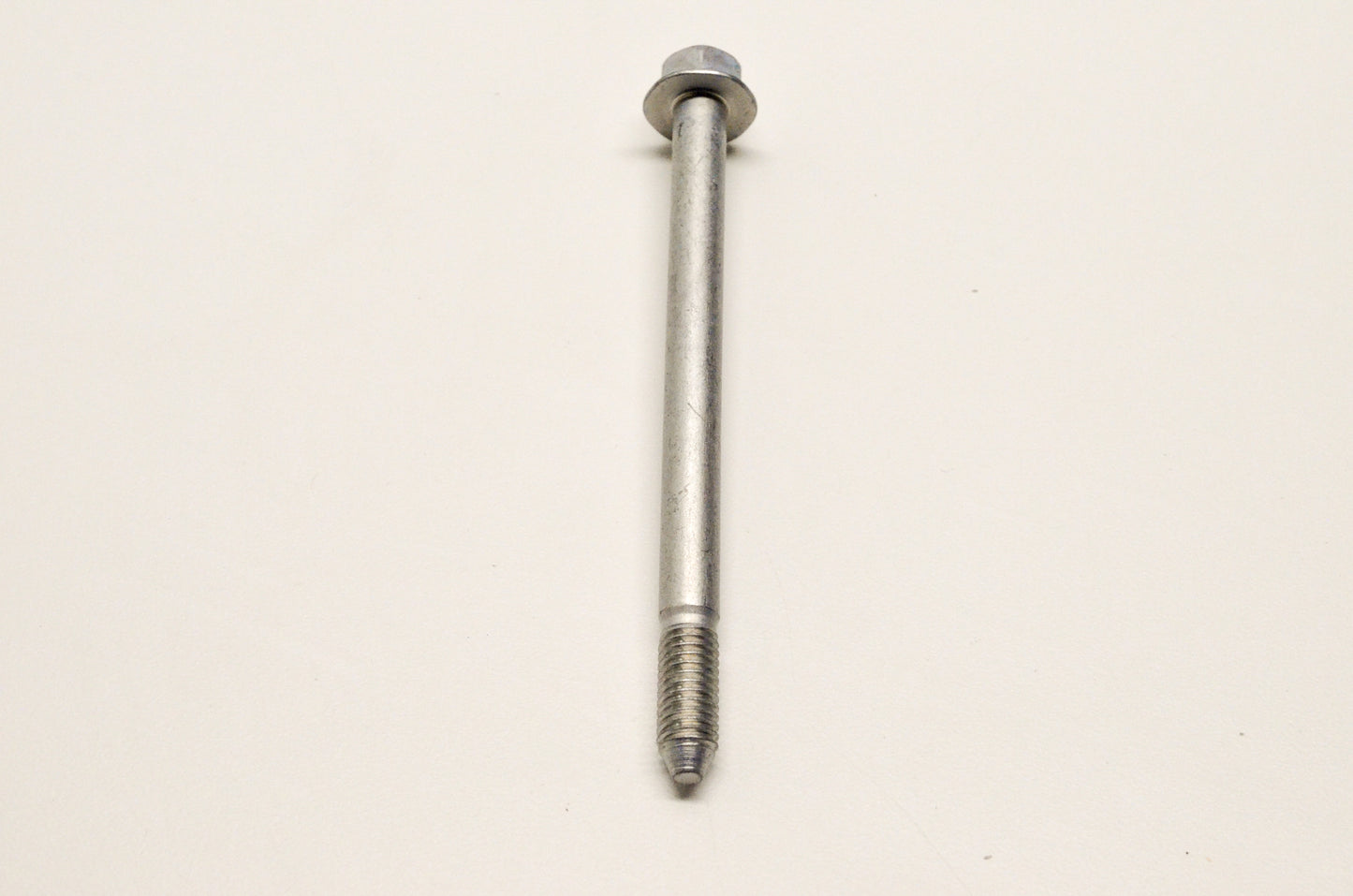 New OEM Yamaha 90105-08132-00 Flange Bolt NOS