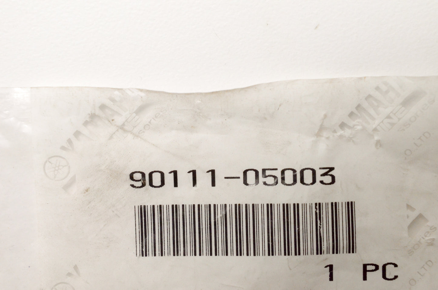 OEM Yamaha 90111-05003-00 Bolt NOS