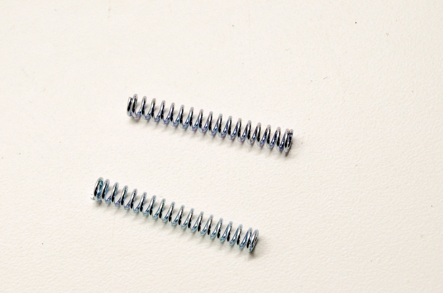 OEM Yamaha 2GU-84332-00-00 Screw Springs Qty 2 NOS