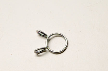 OEM Honda 15707-634-000 Oil Drain Tube Clip