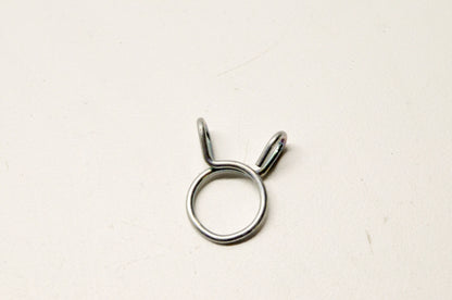 OEM Honda 15707-634-000 Oil Drain Tube Clip