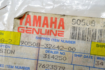 New OEM Yamaha 90508-32642-00 Torsion Spring NOS
