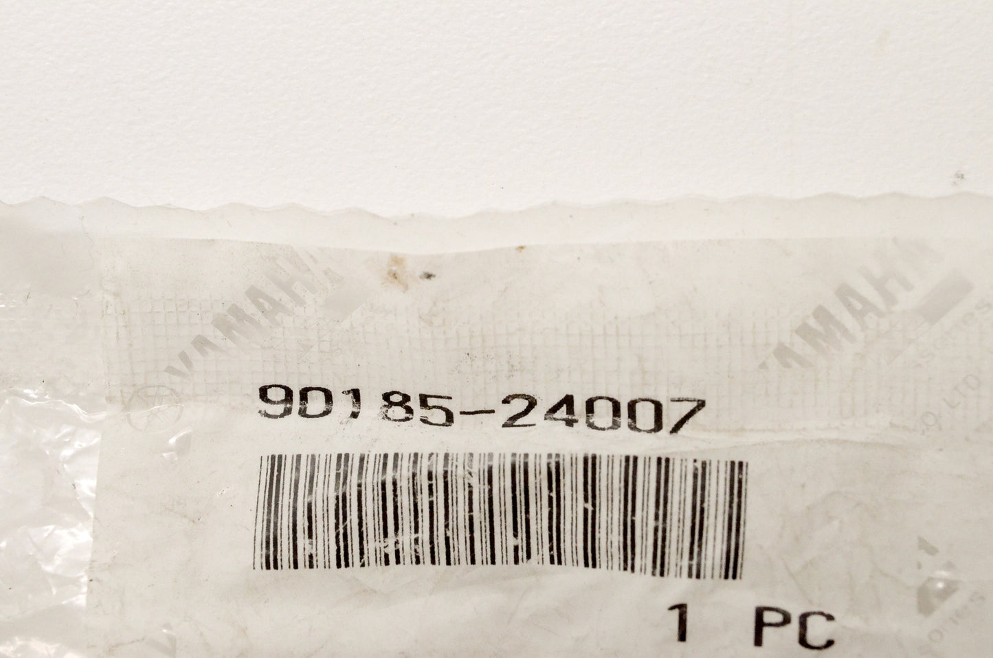 New OEM Yamaha 90185-24007-00 Self-Locking Nut NOS