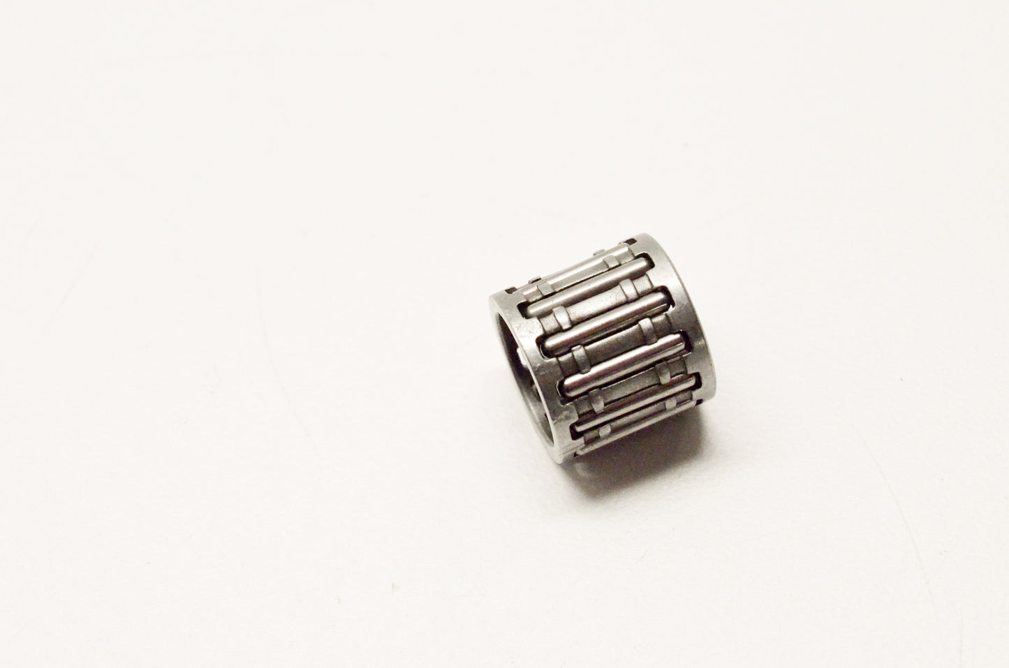 OEM Yamaha 93310-212K8-00 Cylinder Bearing #10 NOS