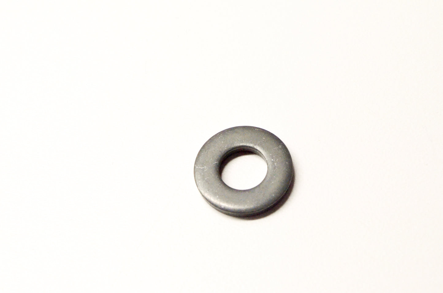 New OEM Yamaha 90201-10774-00 Plate Washer NOS
