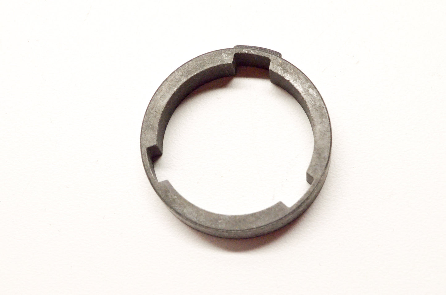 New OEM Yamaha 2XJ-25689-00-00 Guide Plate NOS