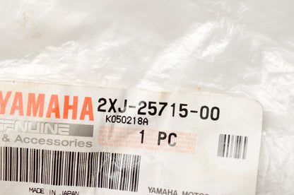 OEM Yamaha 2XJ-25715-00-00 Cover 1