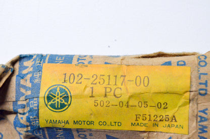 New OEM Yamaha 102-25117-00-00 Bearing Spacer NOS