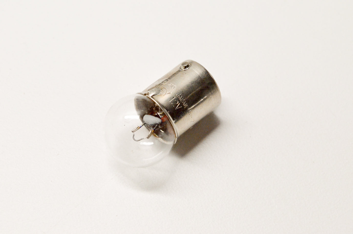 New OEM Yamaha 3TX-83311-00-00 Flasher Bulb NOS