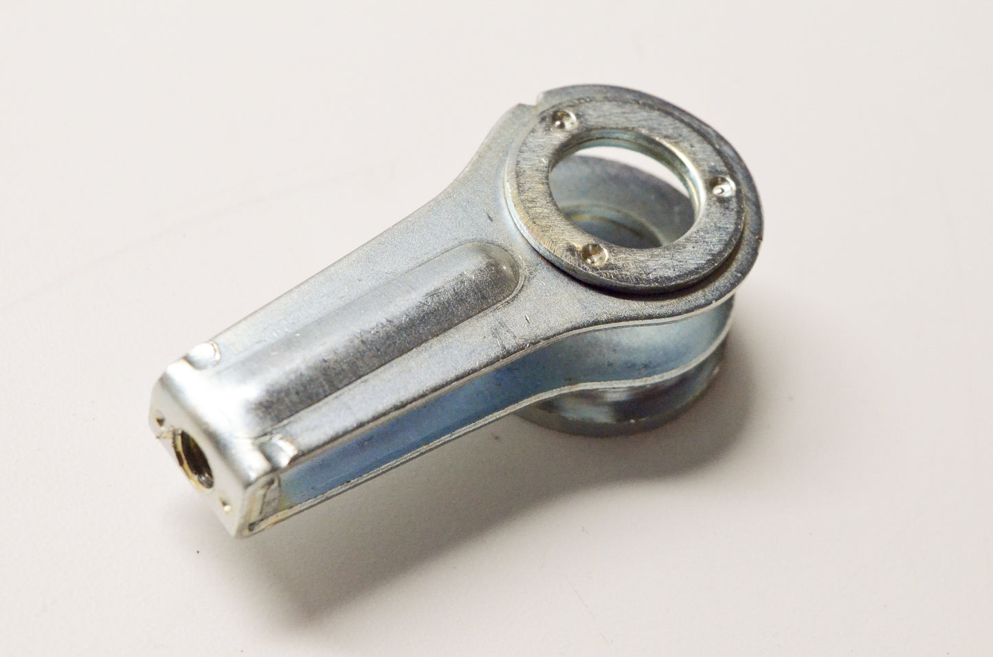 OEM Yamaha 2J2-25388-00-00 Chain 1 Puller