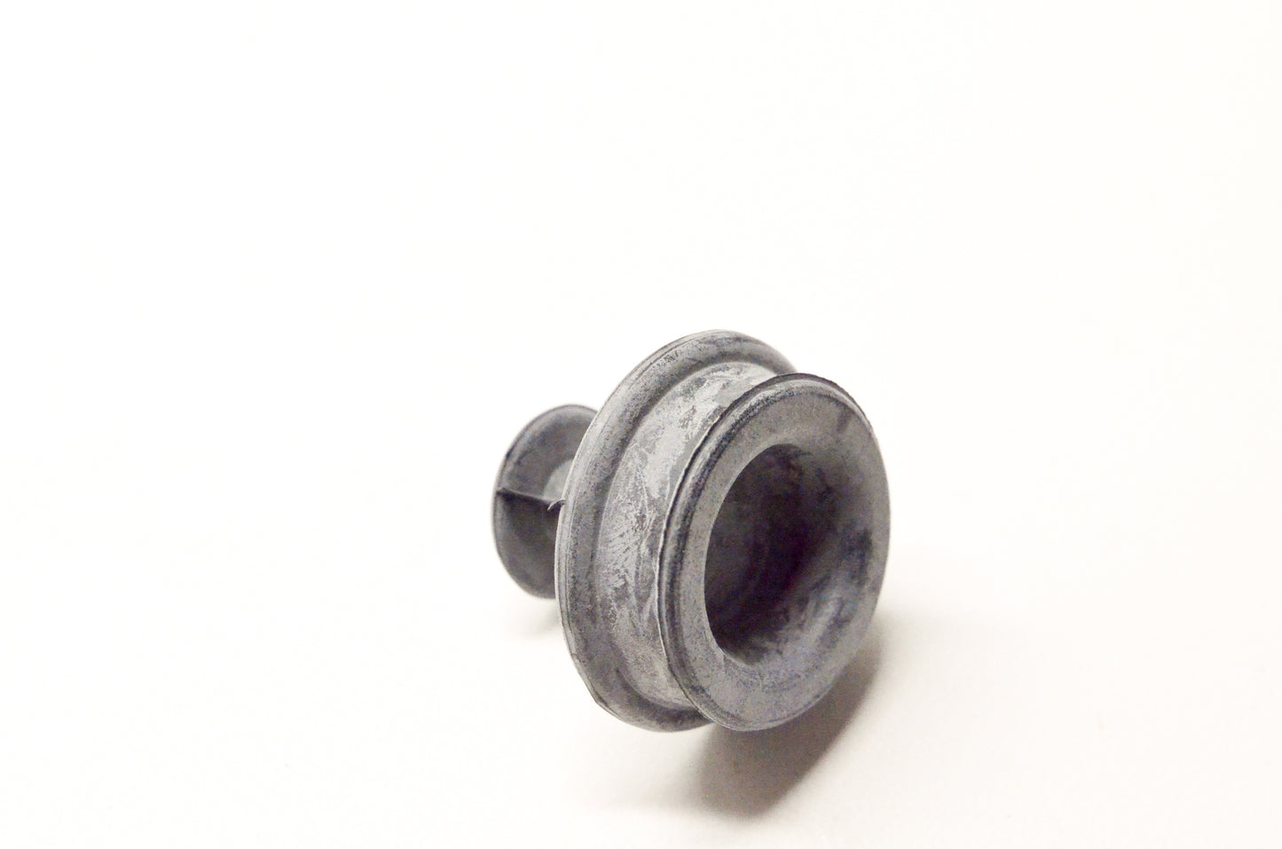 OEM Yamaha 2HR-25188-00-00 Cap NOS