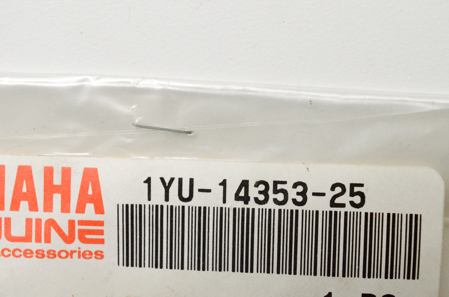 New OEM Yamaha 1YU-14353-25-00 Pilot Jet NOS