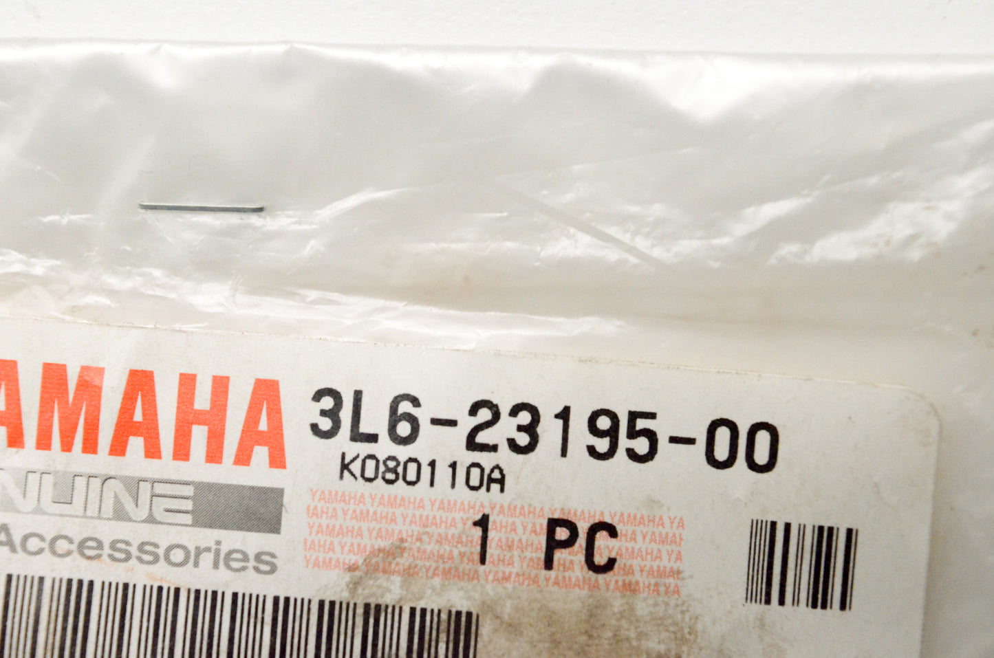 OEM Yamaha 3L6-23195-00-00 Rubber NOS