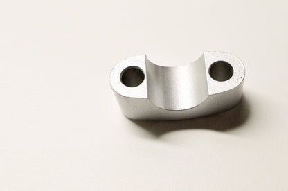 OEM Yamaha 1E6-23441-10-35 Handle Upper Holder NOS