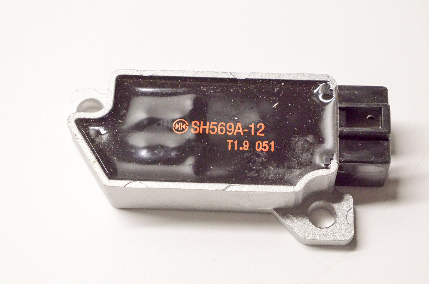 New OEM Yamaha 47X-81960-A3-00 Rectifier & Regulator NOS