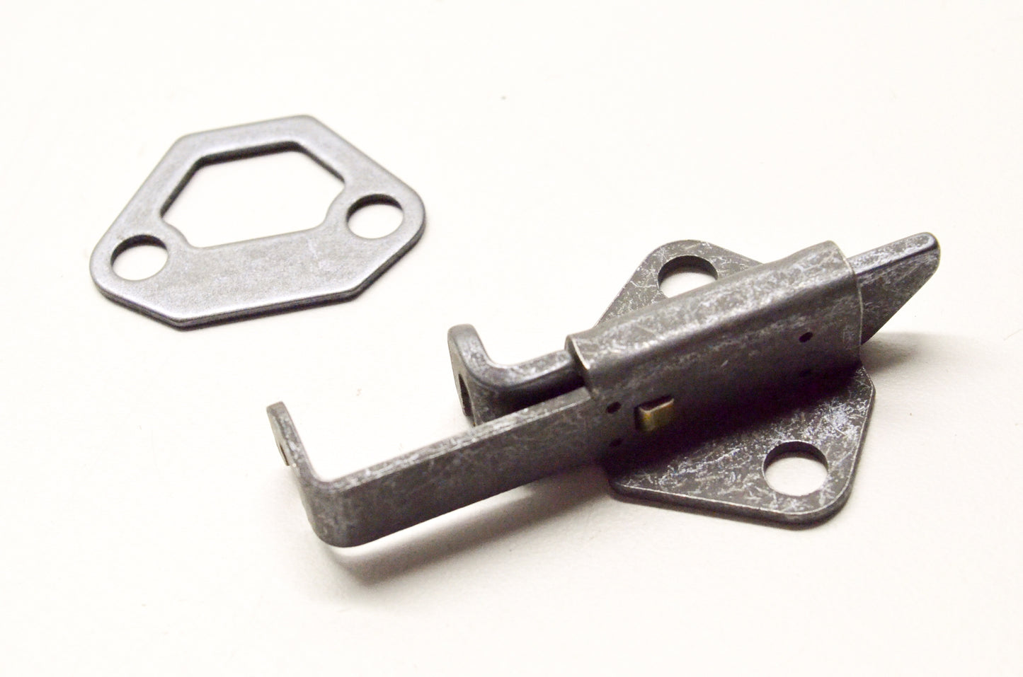 OEM Yamaha 50W-W247E-00-00 Seat Lock Assembly NOS