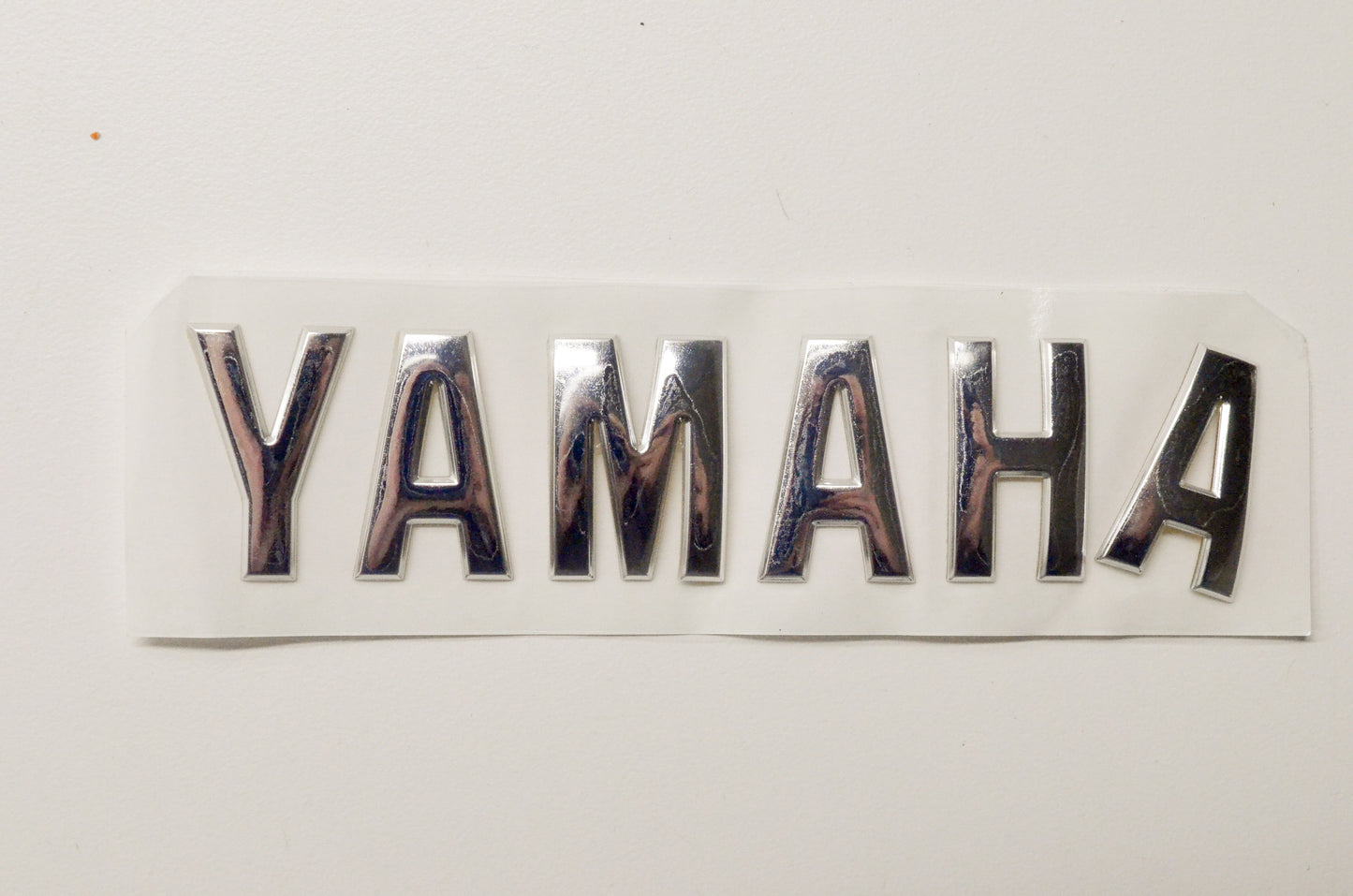 New OEM Yamaha 5UH-F173B-20-00 Emblem 3D NOS