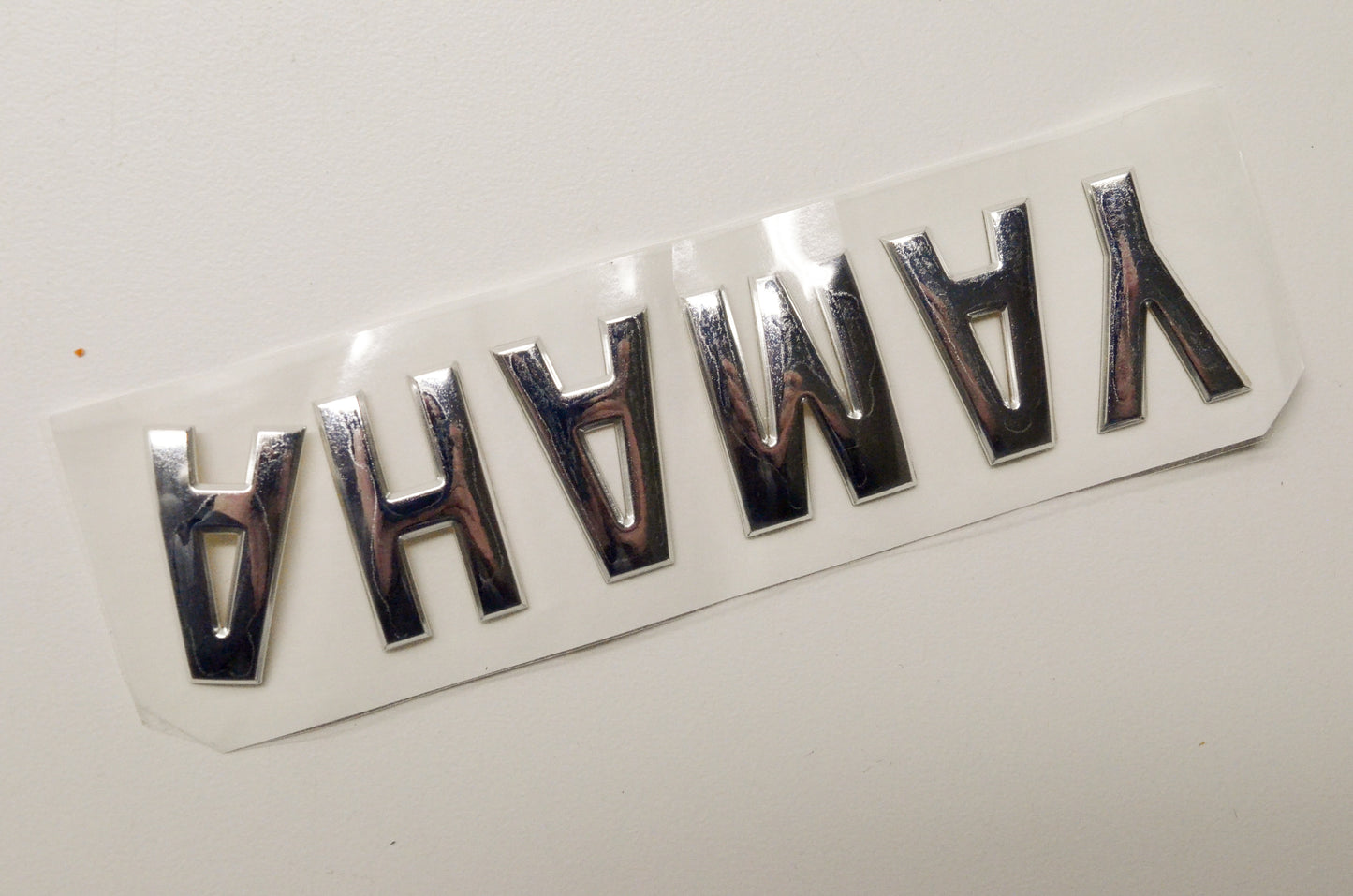 New OEM Yamaha 5UH-F173B-20-00 Emblem 3D NOS