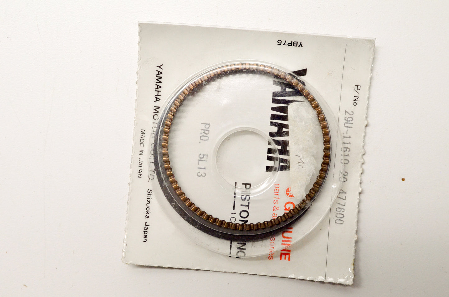 OEM Yamaha 29U-11610-20-00 Piston Ring Set NOS