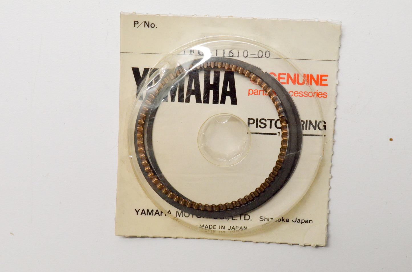 New OEM Yamaha 1FG-11610-00-00 Piston Ring Set NOS