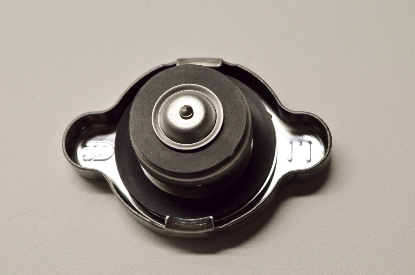 New OEM Honda 19037-KRN-641 Radiator Cap NOS