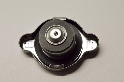 New OEM Honda 19037-KRN-641 Radiator Cap NOS