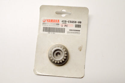 OEM Yamaha 4SB-E5650-00-00 Idle Gear Assembly NOS