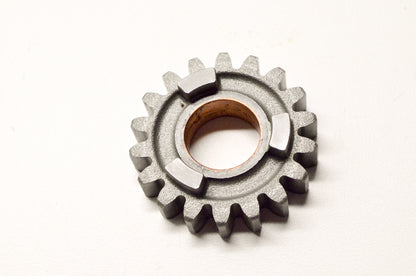 OEM Yamaha 2XJ-17151-00-00 Pinion Gear 5TH NOS