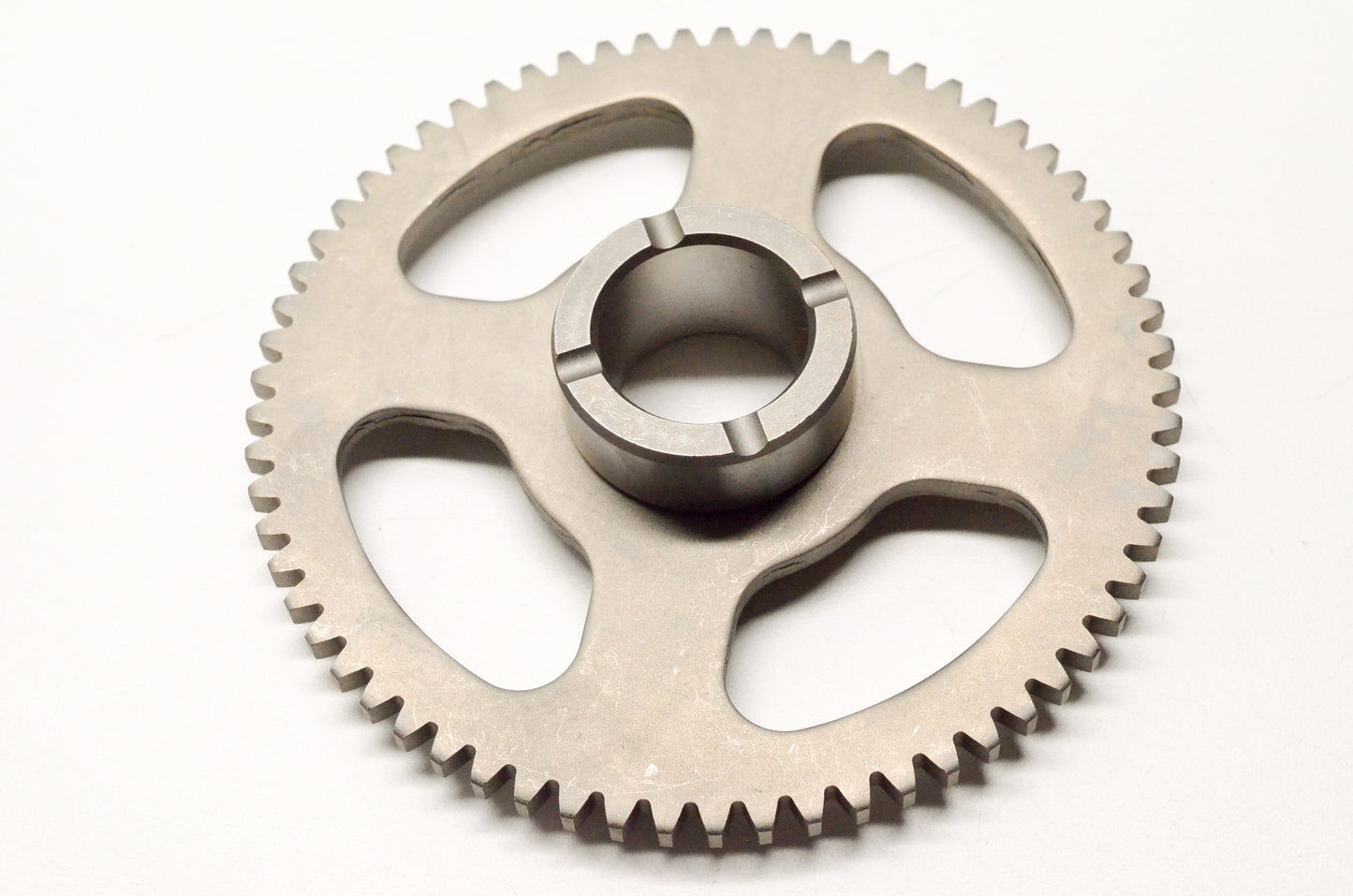 New OEM Yamaha 4KB-15515-00-00 Gear 3 NOS