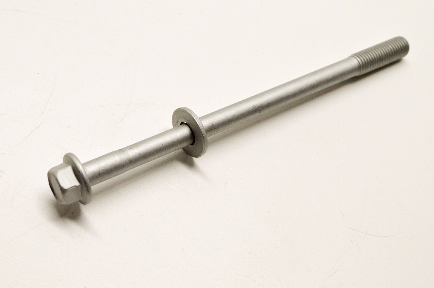 New OEM Yamaha 90109-09003-00 Bolt NOS
