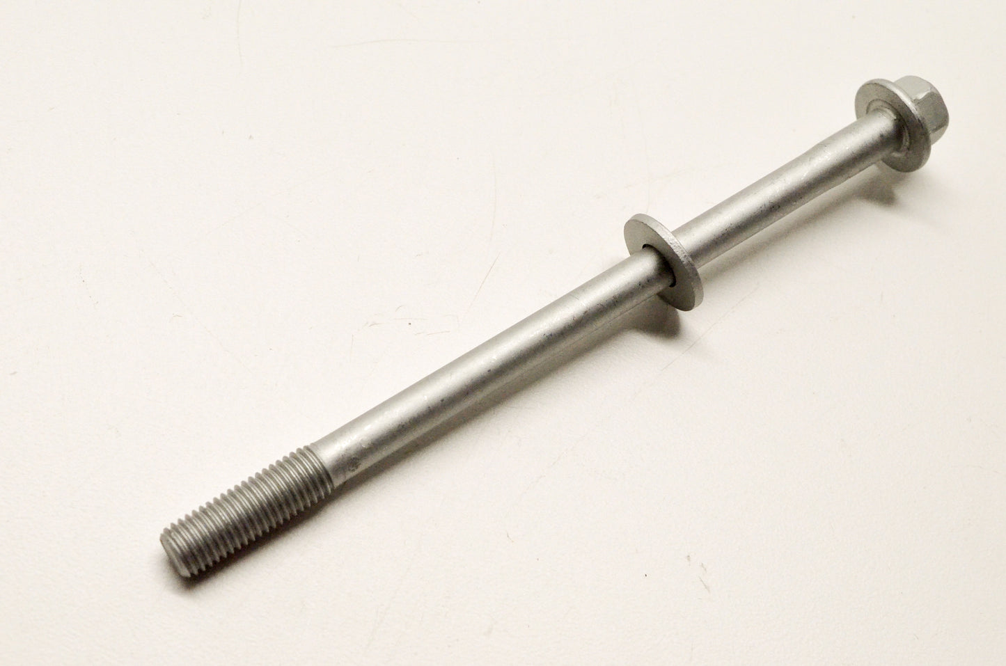 New OEM Yamaha 90109-09003-00 Bolt NOS