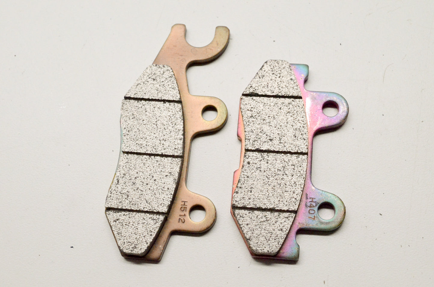 New OEM Yamaha 1XD-25806-10-00 Brake Pad Kit 2 NOS