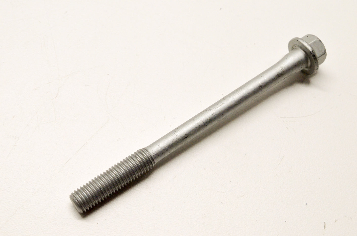 OEM Yamaha 90105-09648-00 Flange Bolt NOS