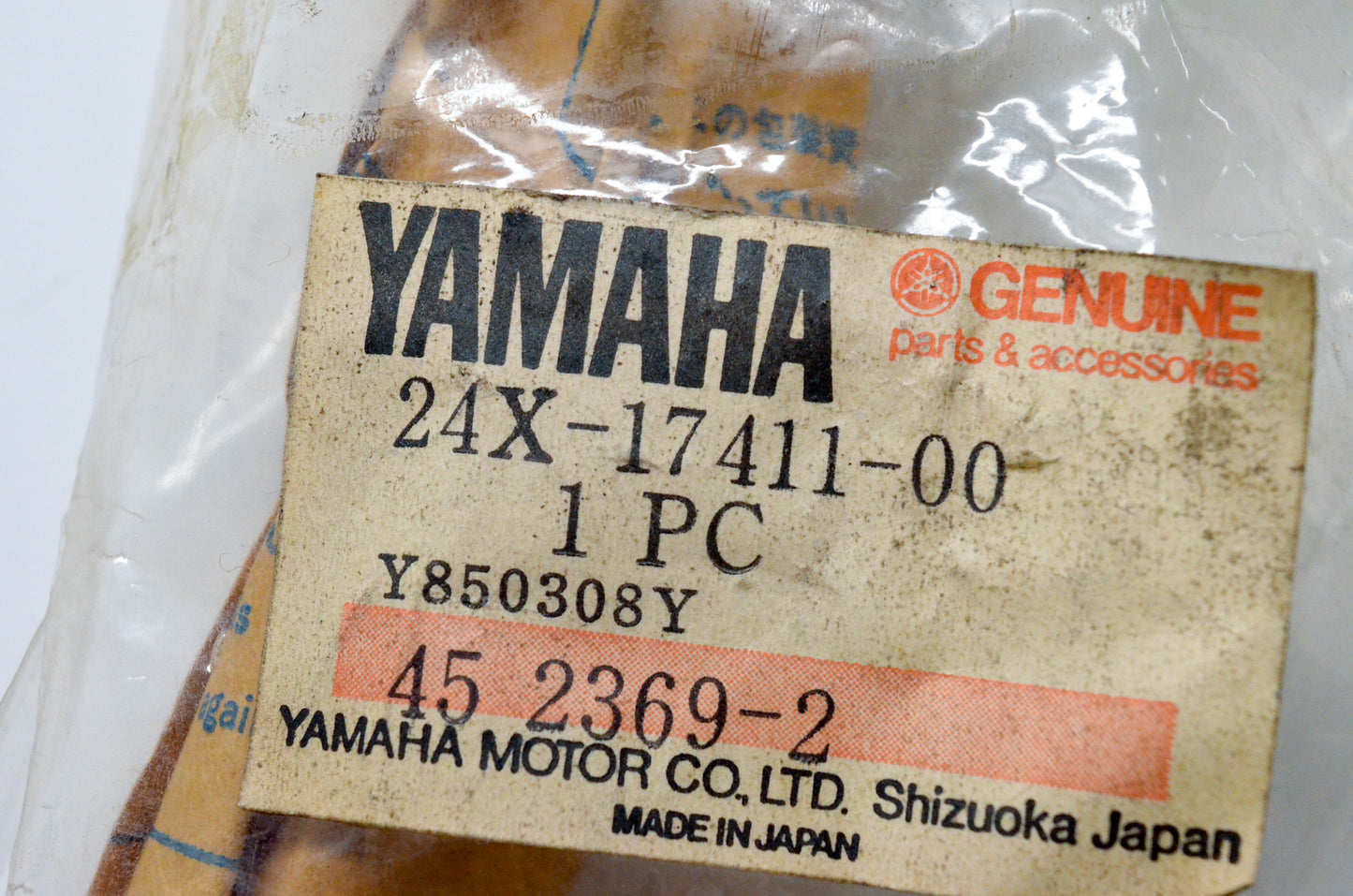 OEM Yamaha 24X-17411-00-00 Main Axle NOS