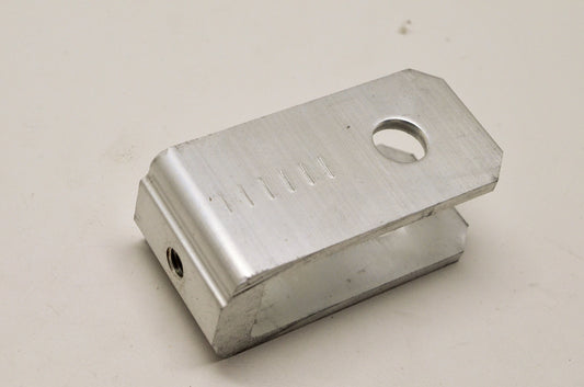 New OEM Yamaha 2HF-25388-00-00 Chain 1 Puller NOS