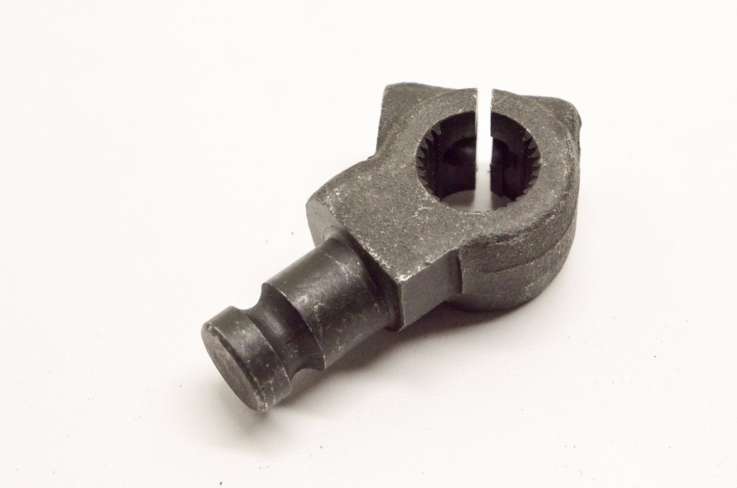 OEM Yamaha 15A-15621-02-00 Kick Crank Boss NOS