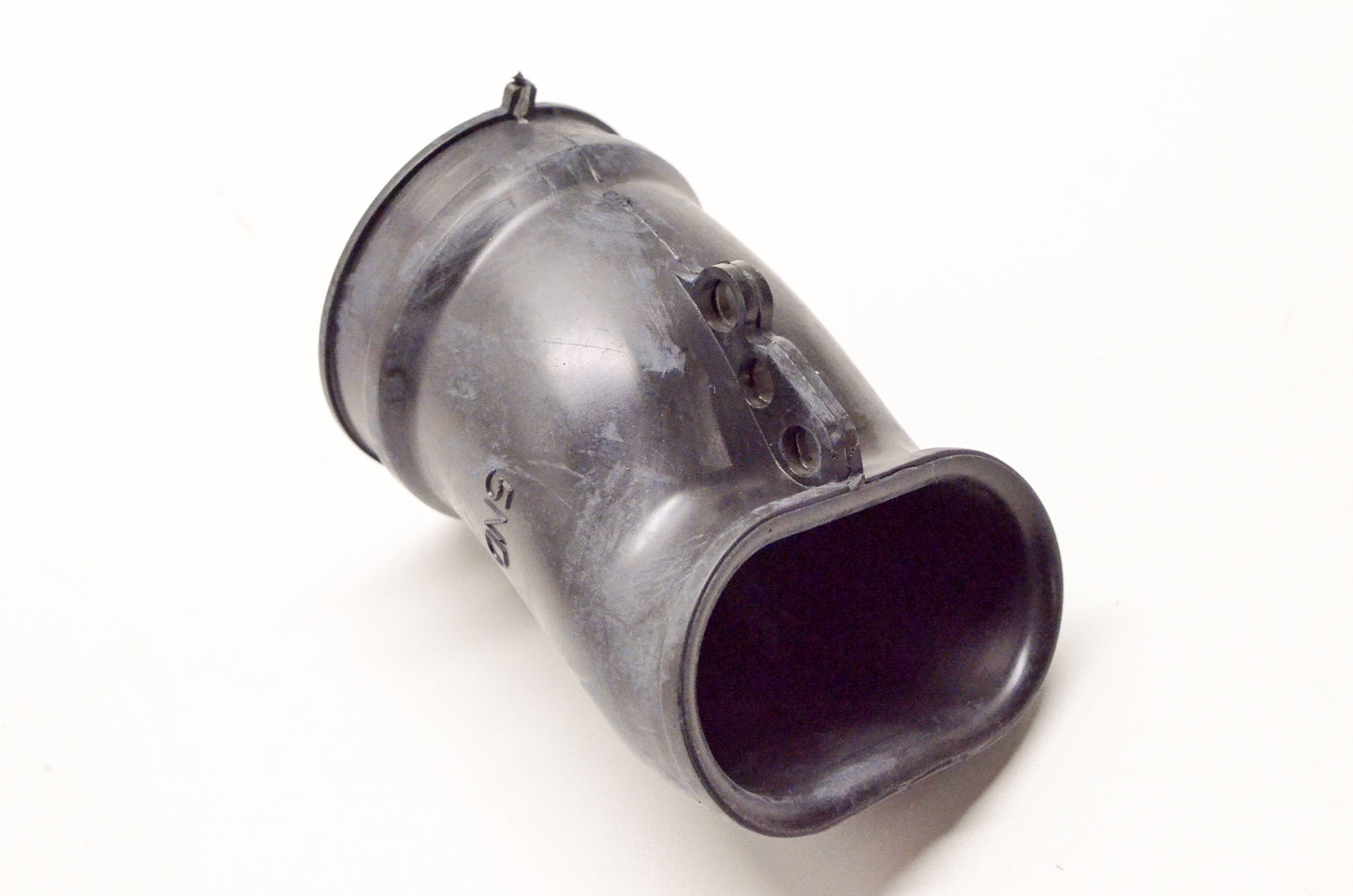 OEM Yamaha 5ND-E4437-02-00 Duct NOS