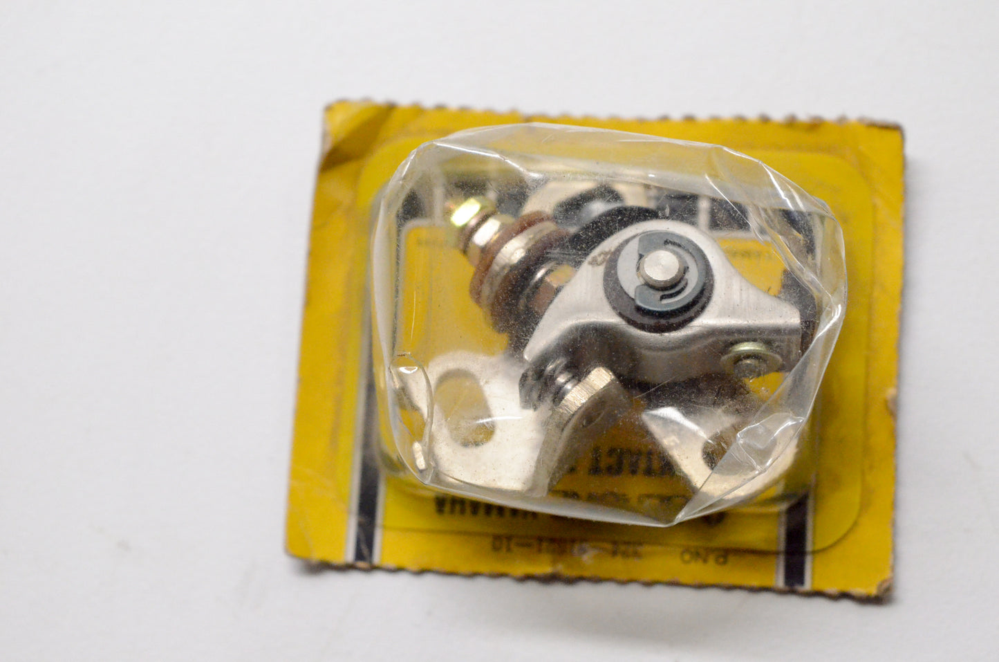 OEM Yamaha 324-81521-10-00 Contact Breaker Assembly 1 NOS