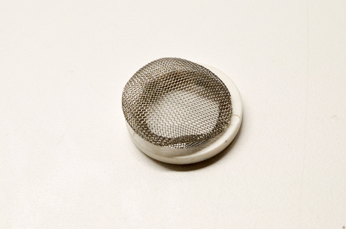 OEM Yamaha 3KW-E3411-00-00 Oil Strainer NOS