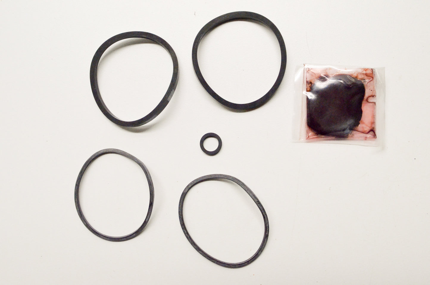New OEM Yamaha 856-W0047-00-00 Caliper Seal Kit NOS