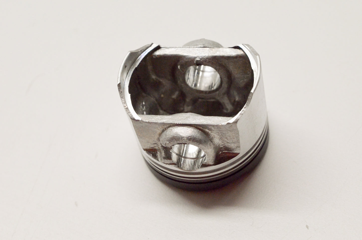 OEM Yamaha 5ST-E1631-00-00 Piston STD NOS
