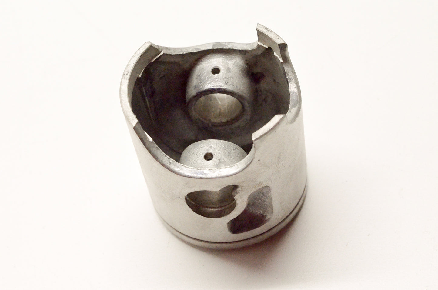 OEM Yamaha 3JD-11631-00-94 Piston STD NOS