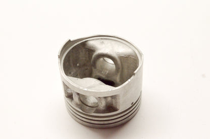 New OEM Yamaha 3S0-E1631-00-A0 Piston STD 3P91 NOS